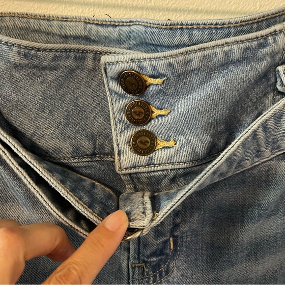 Hollister Ultra High Rise Mom Jeans Vintage Stretch Belted D-Ring Tapered-31 - Picture 5 of 13